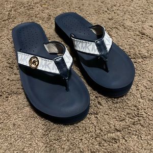 Michael Kors Navy flip flops size 7
